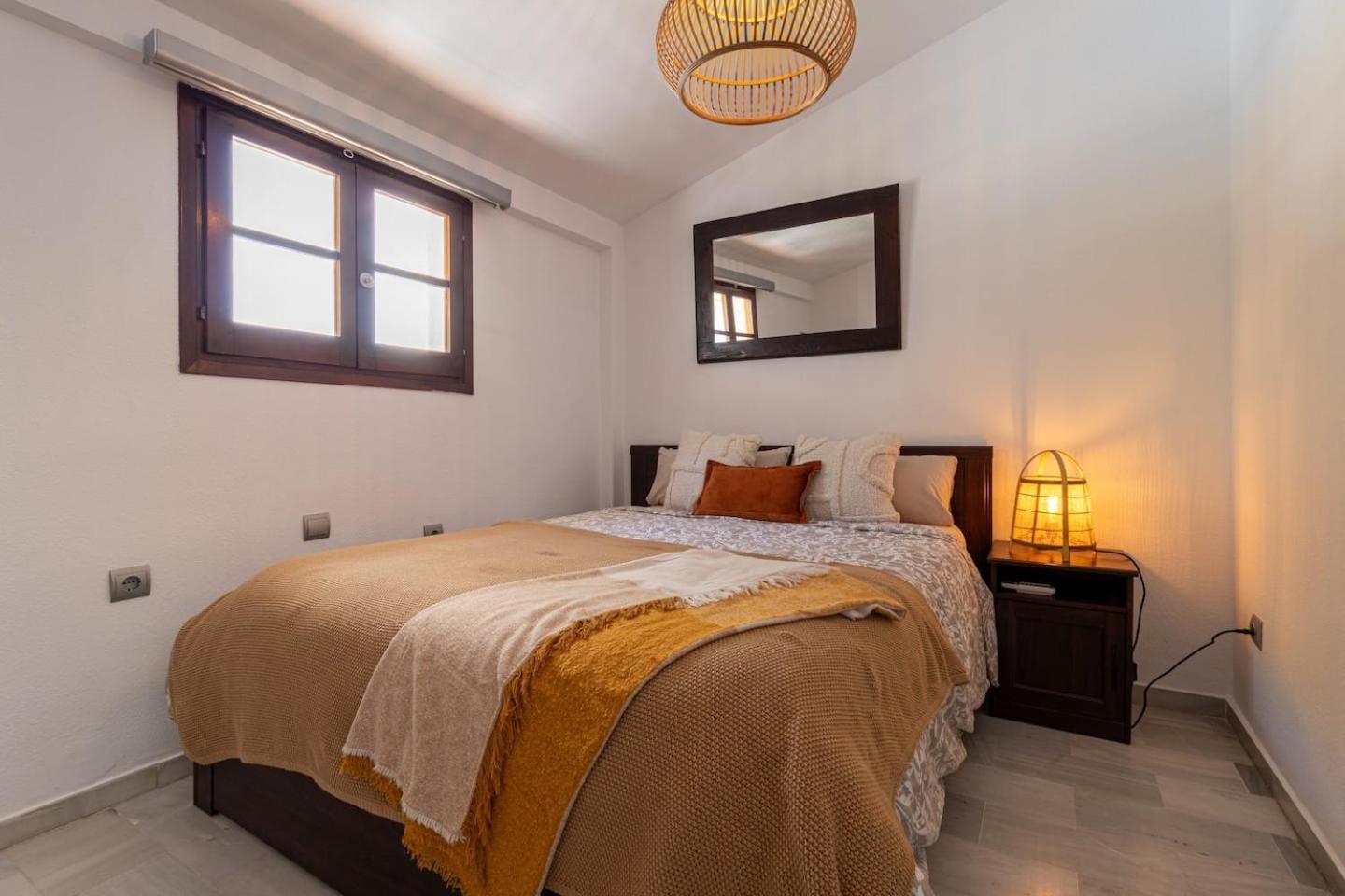 New Renovated Central Apartment With Modern Touch Михас Экстерьер фото